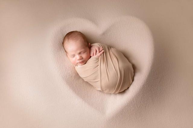 Newborn baby photo shoot in Frankfurt