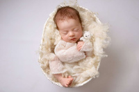 Price for newborn photo shoot in Frankfurt